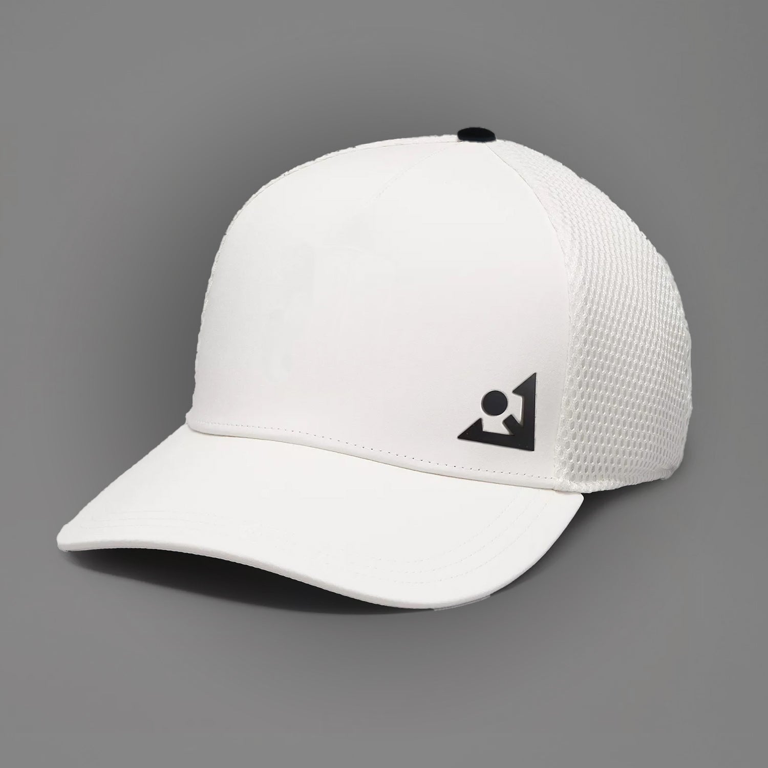 White trucker golf hat with VivanTee logo in black.