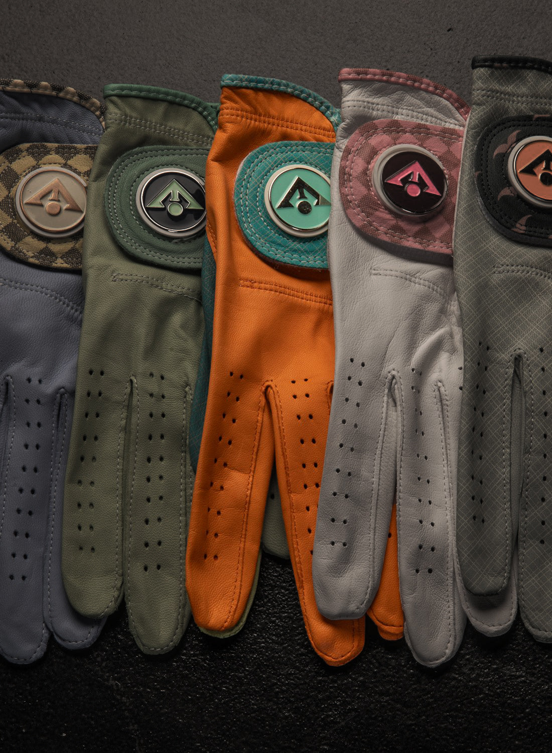 Variety of designer golf gloves across different colors for VivanTee Golf.
