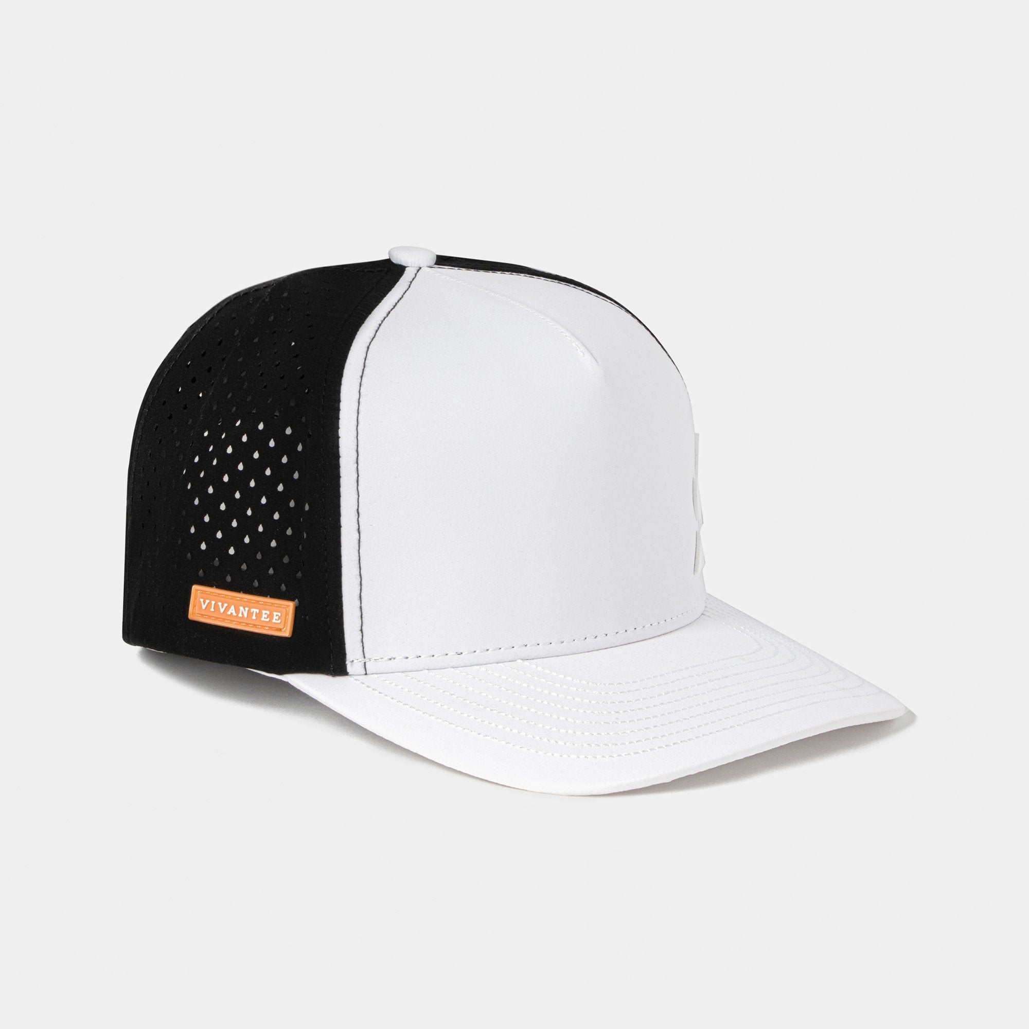 Sporty snapback hat combining a smooth white crown with a breathable black mesh back. The front panel showcases a raised logo, and the side has a small orange label reading “VIVANTEE.”

