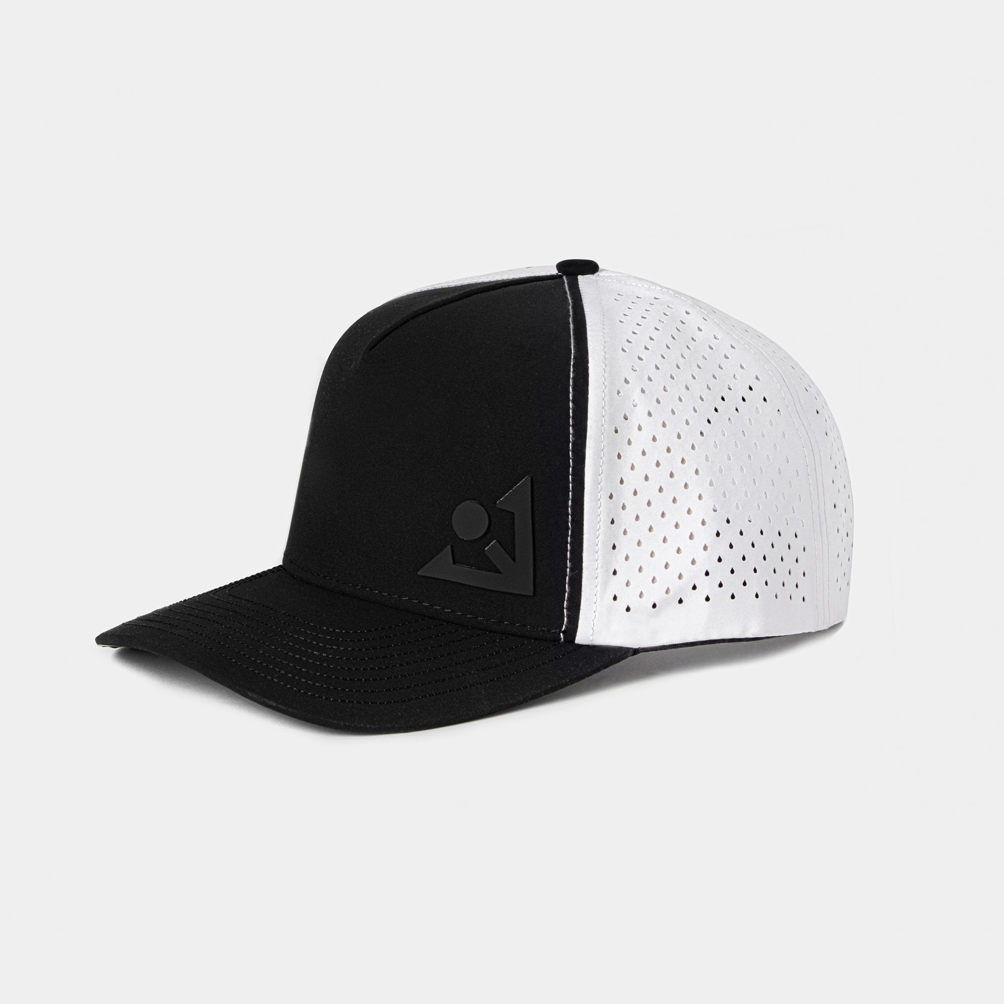 Two-tone golf cap with a black structured front and curved bill, and white mesh sides with small perforations. A subtle black emblem decorates the front, and an orange tag reading “VIVANTEE” is sewn on the side. The interior view displays branded cross straps.
