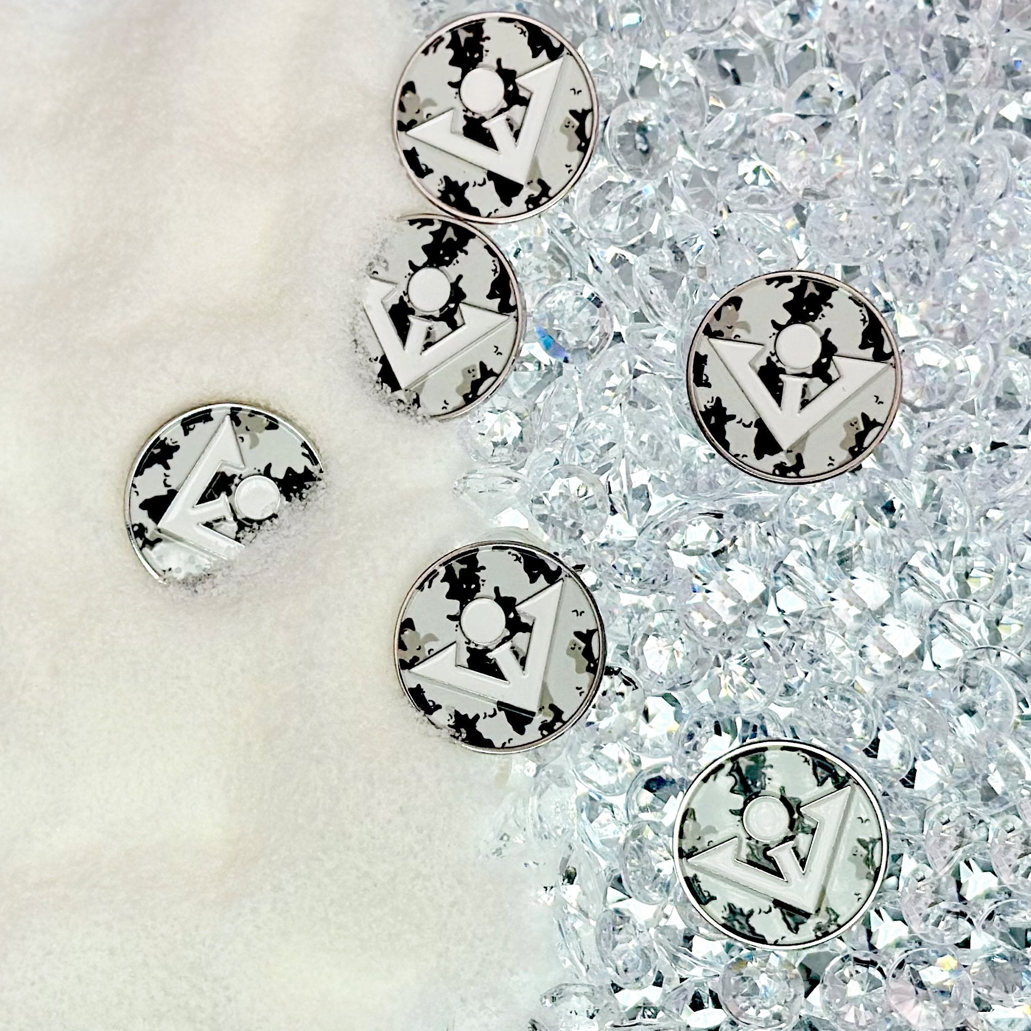 Artic Camo Magnetic Golf Ball Marker, ball markers surrounded by snow and ice